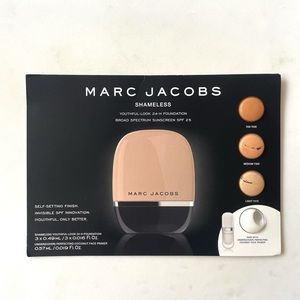 New Marc Jacobs Shameless Youthful Look Foundation